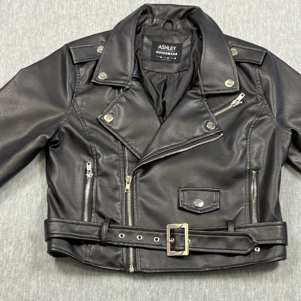Ashley Outerwear Black Faux Leather Women’s Moto Biker Belted Zip Jacket M